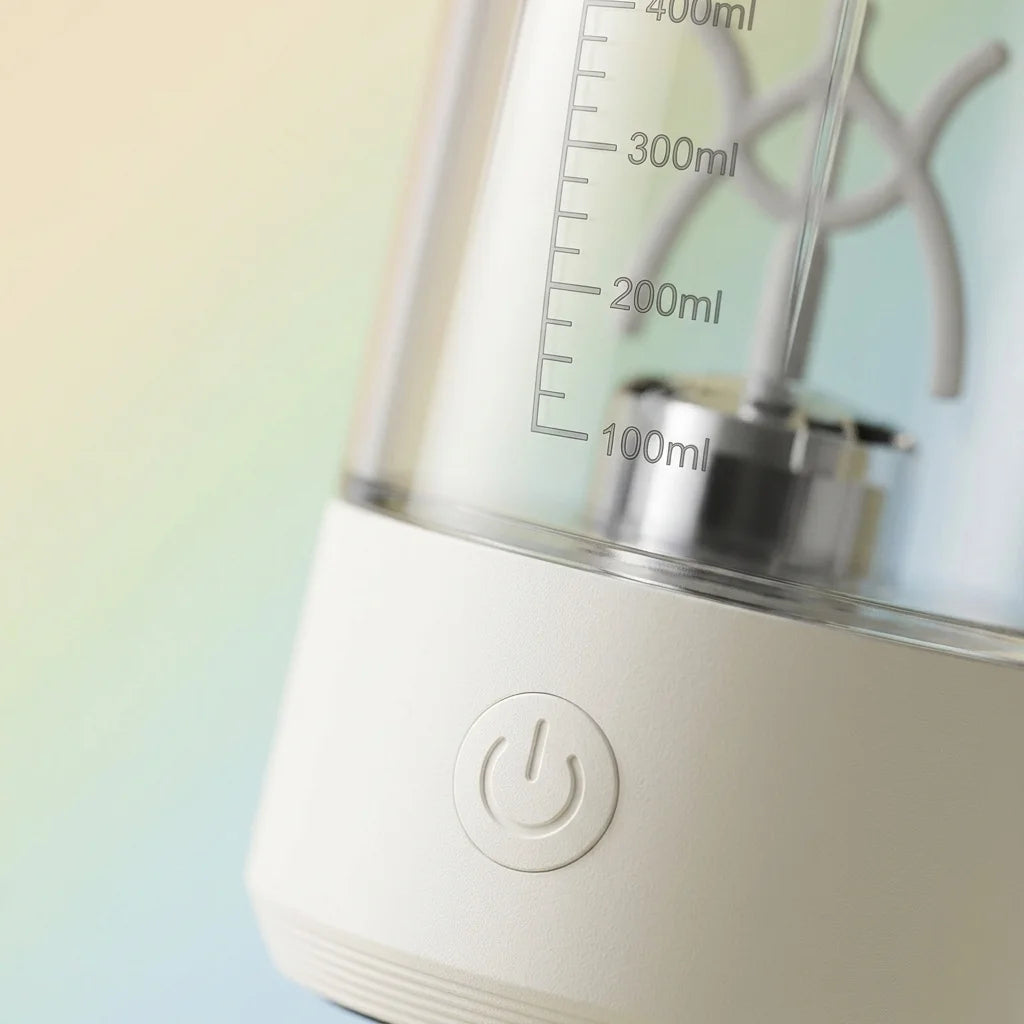 Automatic stirring cup demonstrating smooth mixing with fewer clumps